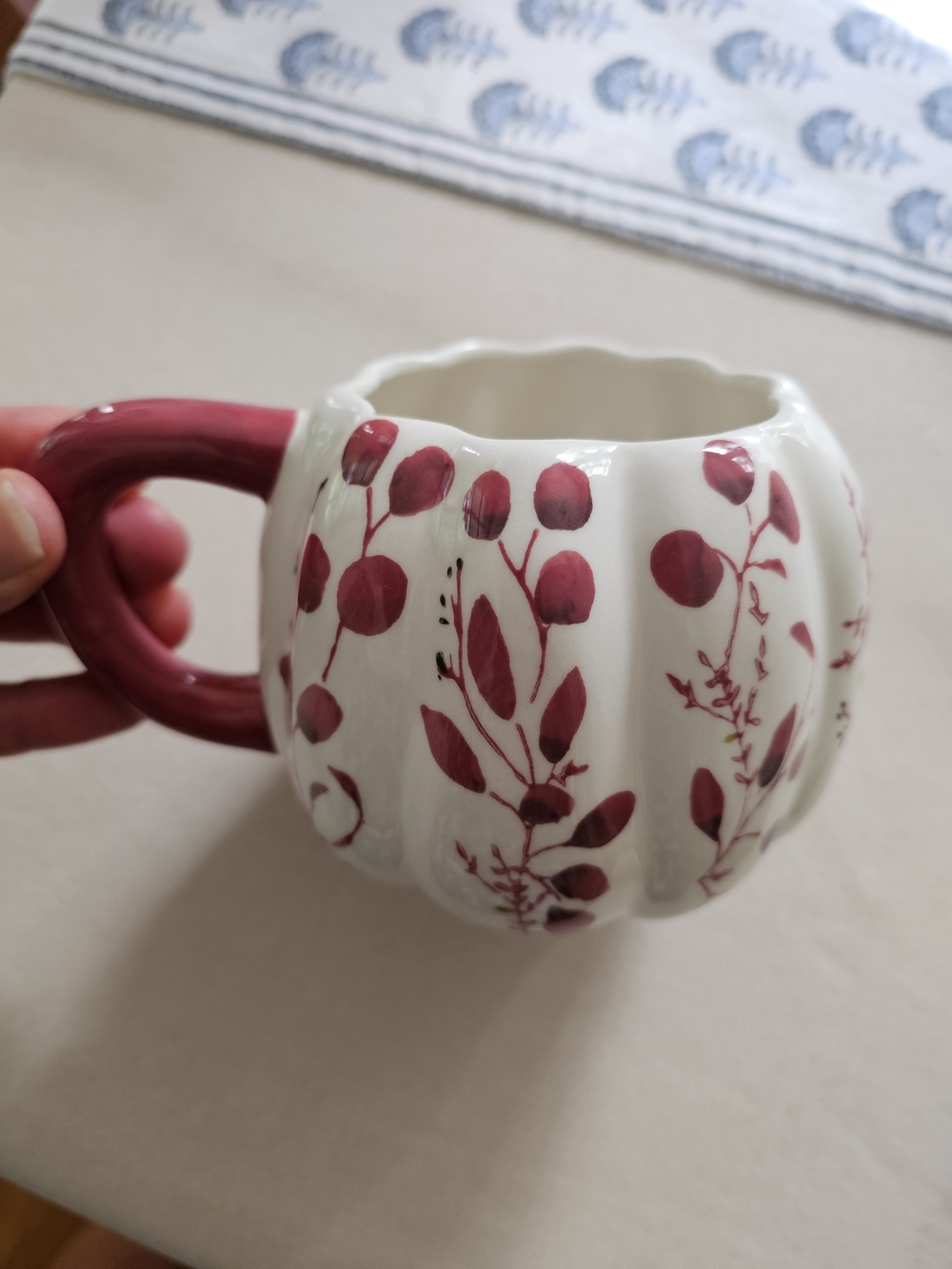 NWT Anthropologie White Floral Botanical Pumpkin Mug - Picture 12 of 13